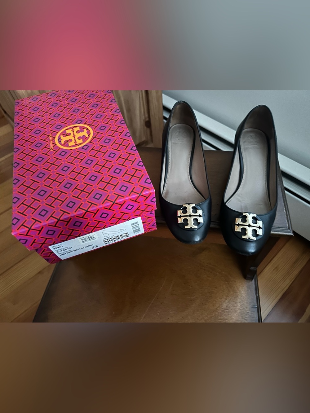 Tory Burch pump